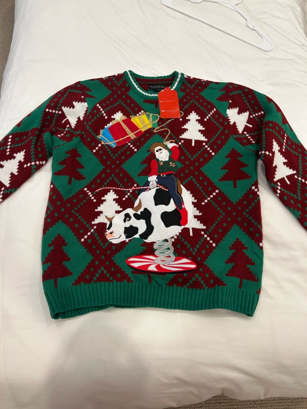 Men's Ugly Christmas Sweater. NWT